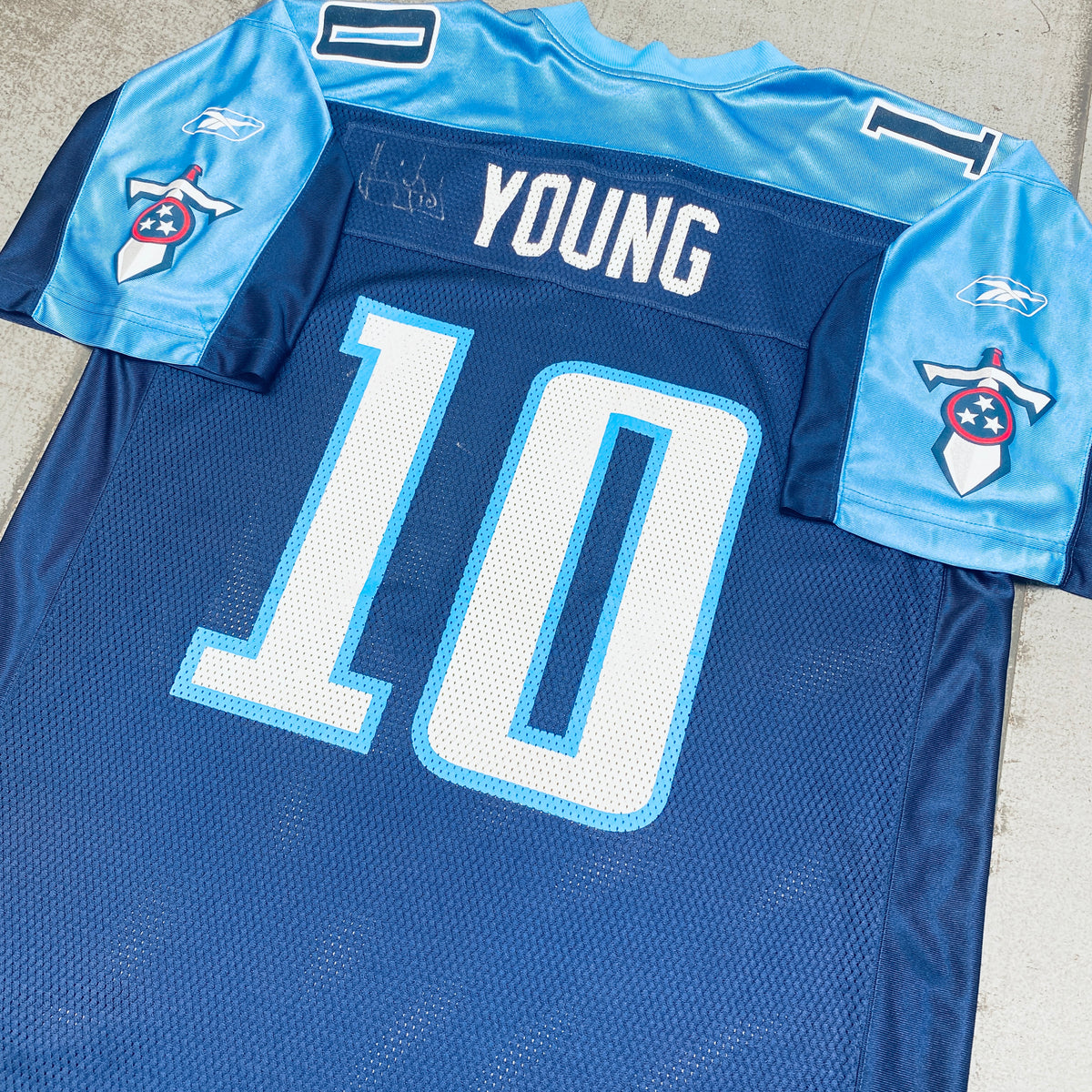 Lot Detail - 2006 Vince Young Rookie Tennessee Titans Game-Used Home Jersey