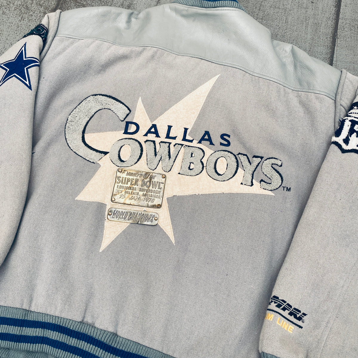 Dallas Cowboys: 1990's Campri Fullzip Varsity Jacket w/ Super Bowl