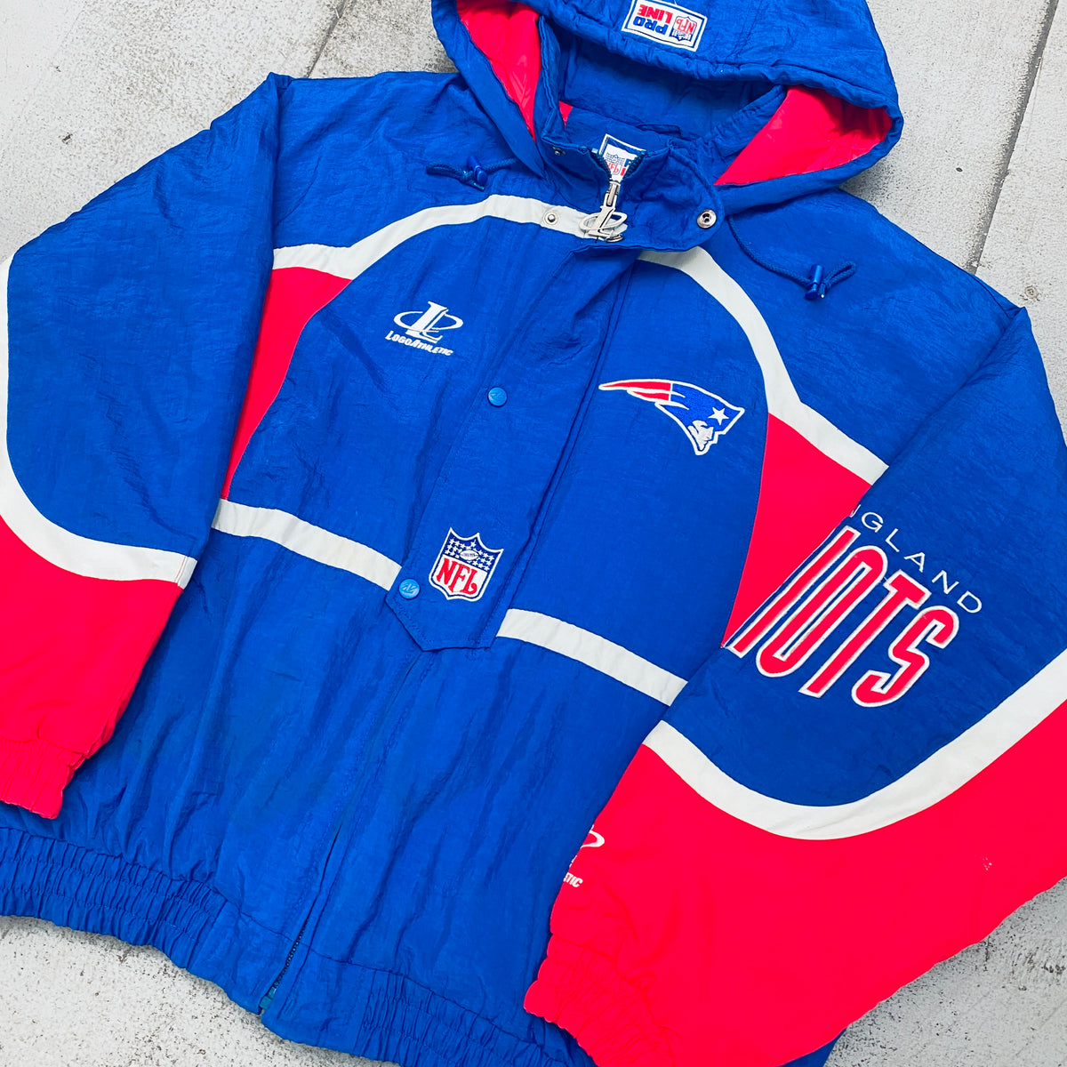 New England Patriots: 1990's Logo Athletic Wave Fullzip Proline Jacket –  National Vintage League Ltd.