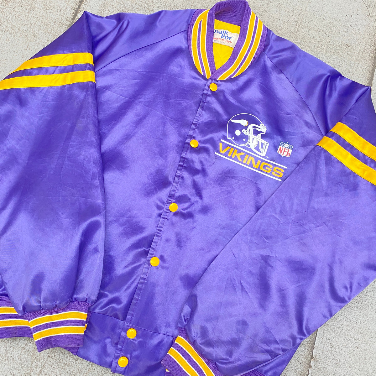 Minnesota Vikings: 1980's Chalk Line Satin Reverse Spellout Bomber Jac –  National Vintage League Ltd.