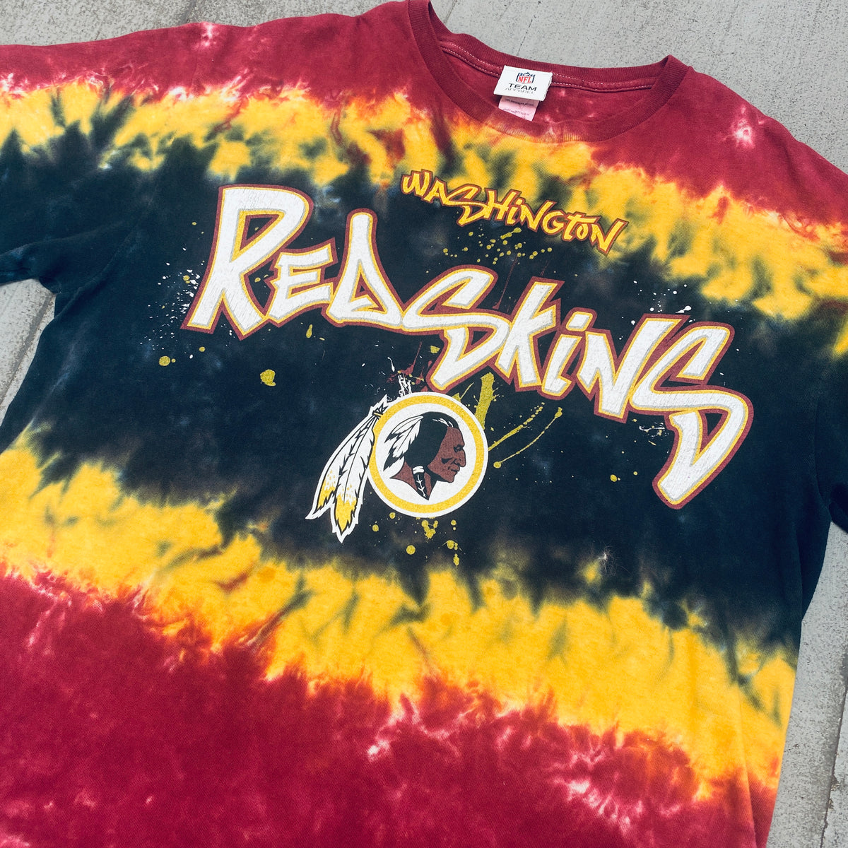 Washington Redskins: 2000's Tie-Die Graphic Spellout Tee (L) – National  Vintage League Ltd.