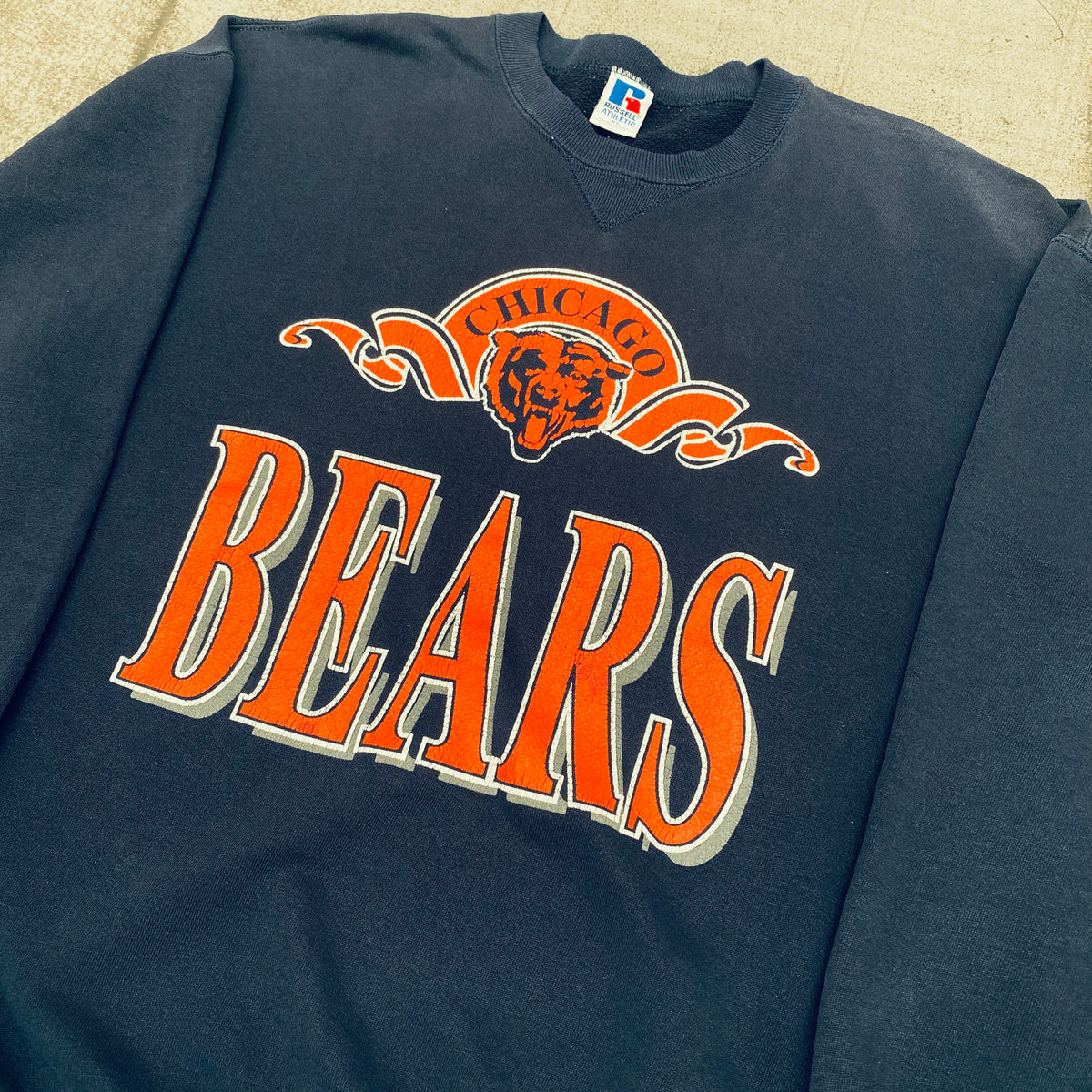 Chicago Bears: 1990's Russell Athletic Graphic Spellout Sweat (XL