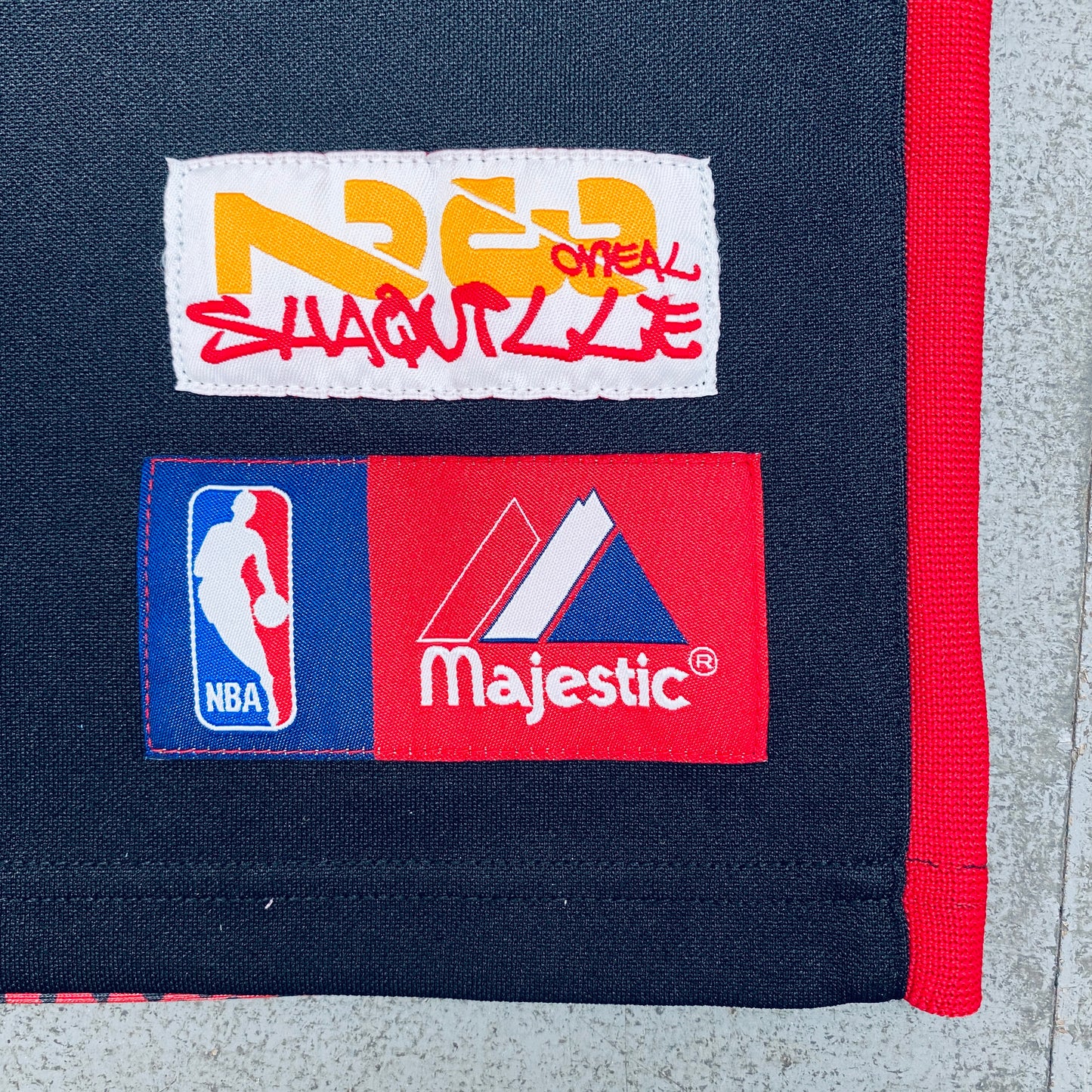 Miami Heat: Shaquille O'Neal 2000's Graphic Majestic Fan Jersey (S)