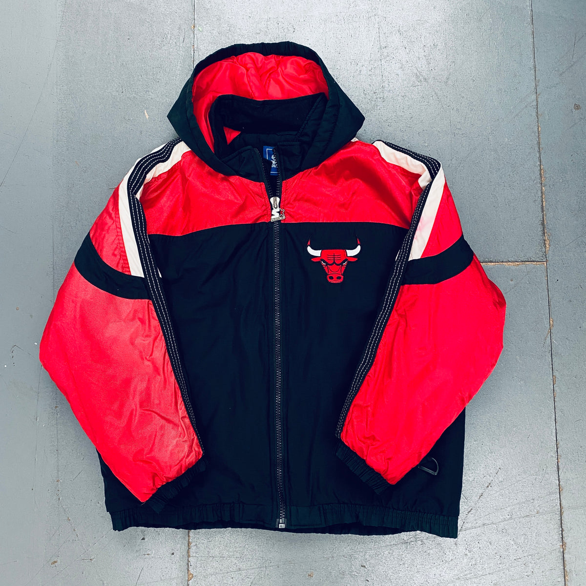 Vintage 90s Black Starter Chicago Bulls 1/4 Zip Hooded Jacket