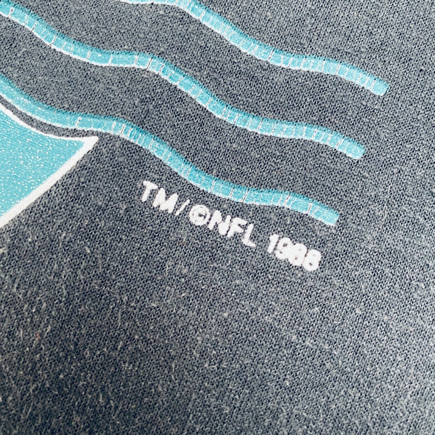 New York Giants: 1988 "Host to The Super Bowl" Trench Tee (M)