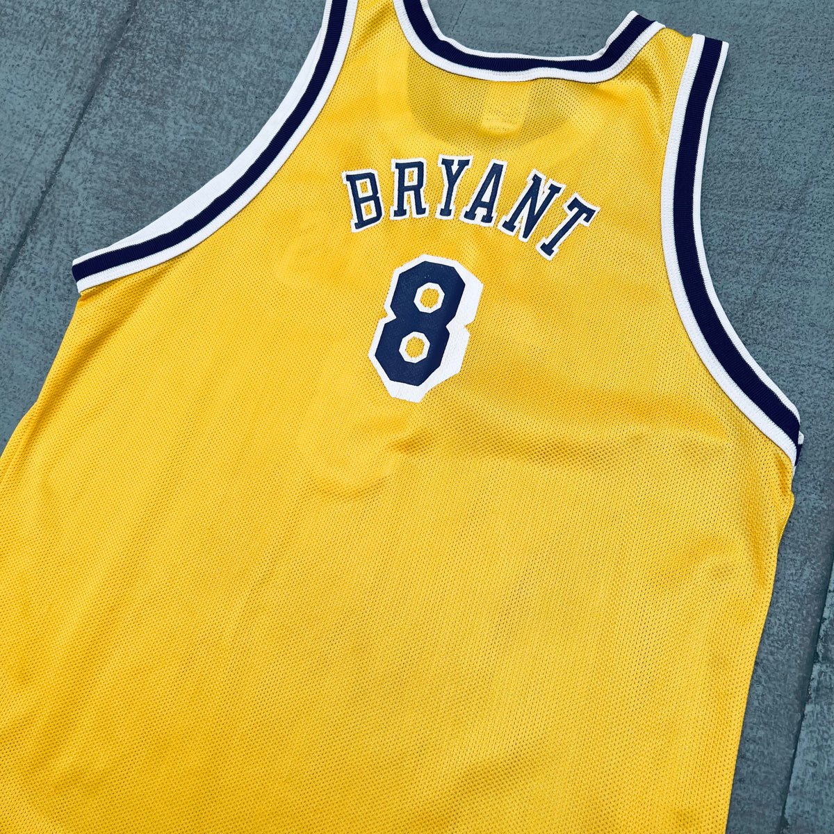 vintage Rookie Kobe Bryant Jersey 8 Youth XL