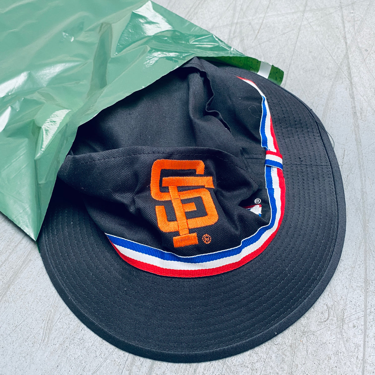 San Francisco Giants: 1990's DEADSTOCK Campri Bucket Hat - BNWT! – National  Vintage League Ltd.