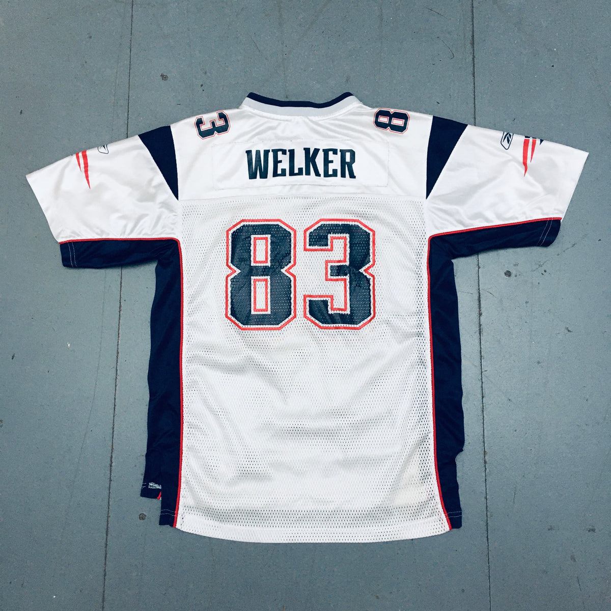 Lot Detail - Wes Welker Photo Matched 10/11/2009 New England Patriots Game  Worn AFL 50th Anniv. Throwback Road Jersey (PSA/DNA)