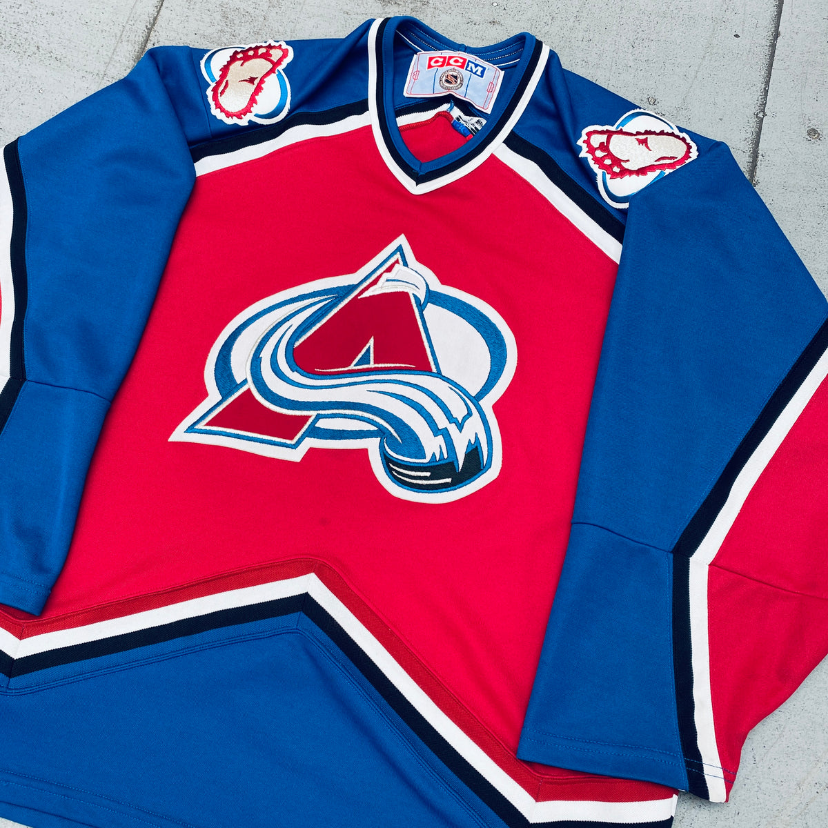 Colorado Avalanche: 1997 CCM Jersey (L) – National Vintage League Ltd.