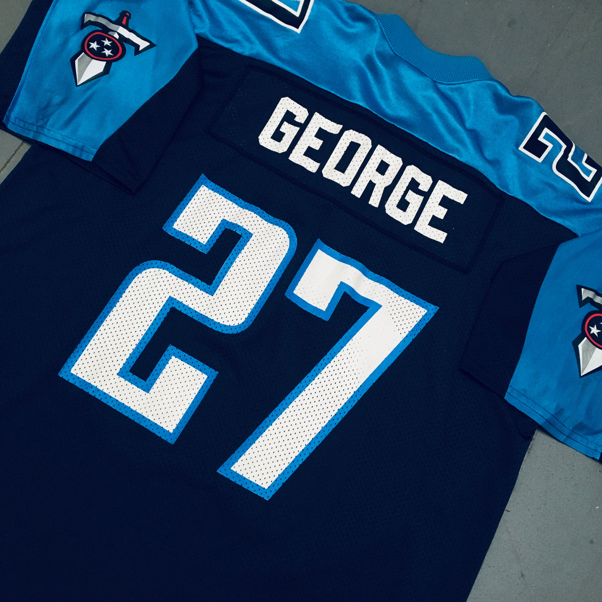 Tennessee Titans: Eddie George 1999/00 (XL) – National Vintage League Ltd.