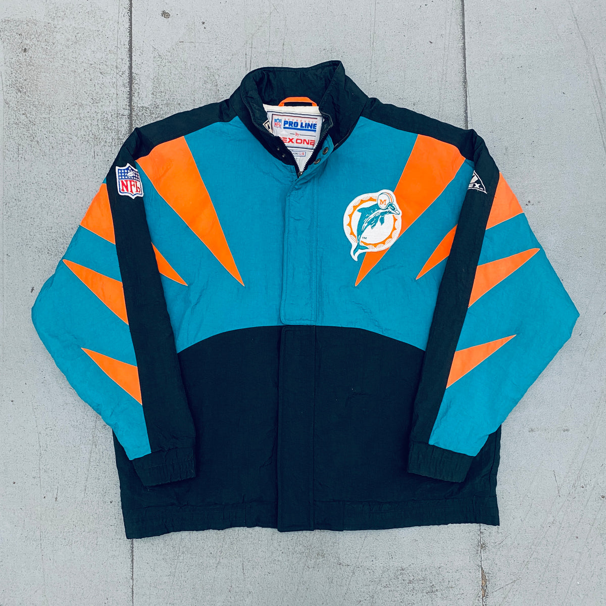 Miami Dolphins: 1990's Apex One Sharktooth Fullzip Proline Jacket (L) –  National Vintage League Ltd.