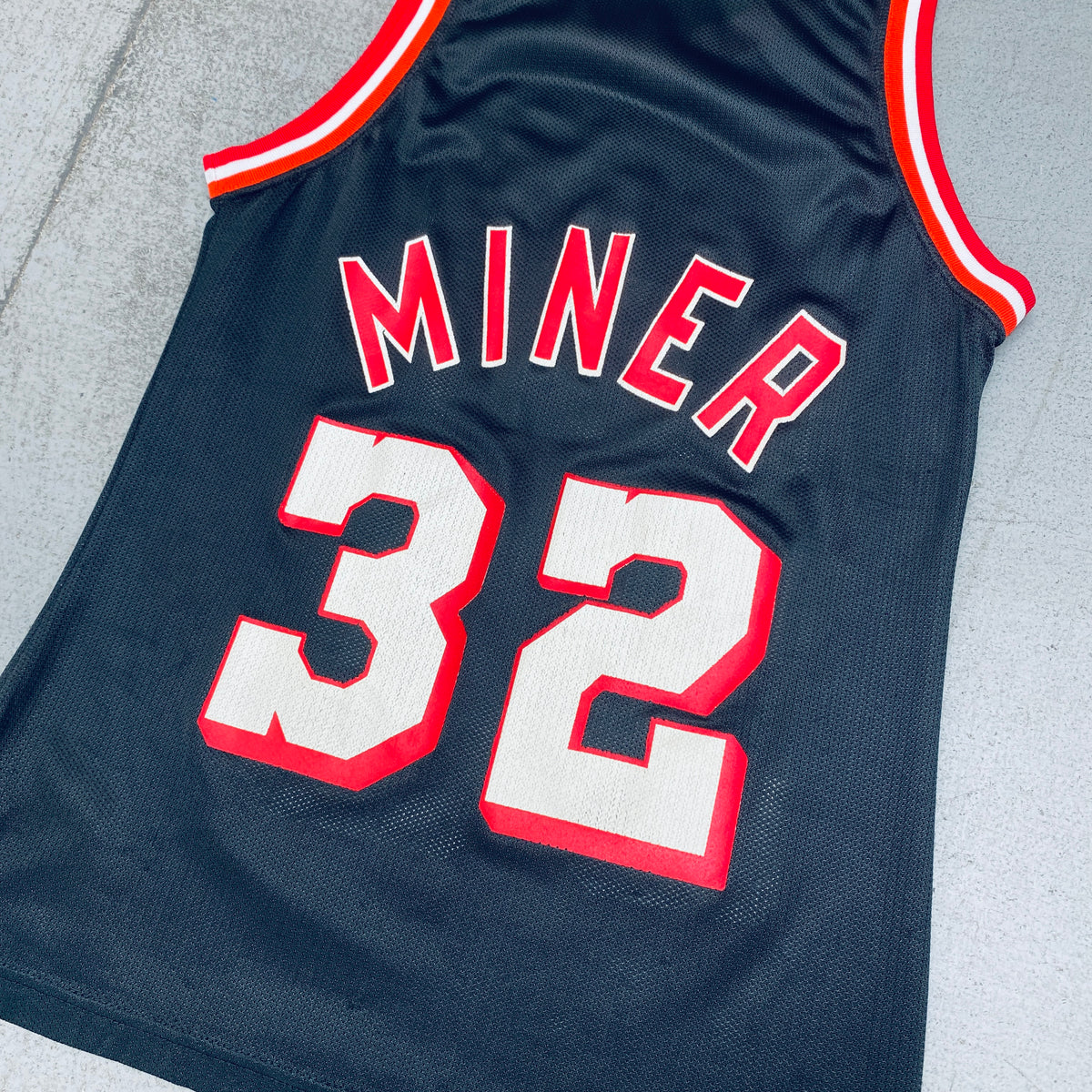 Vintage 90s Champion NBA Miami Heat Harold Miner 32 Jersey Mens 40 M Baby  Jordan