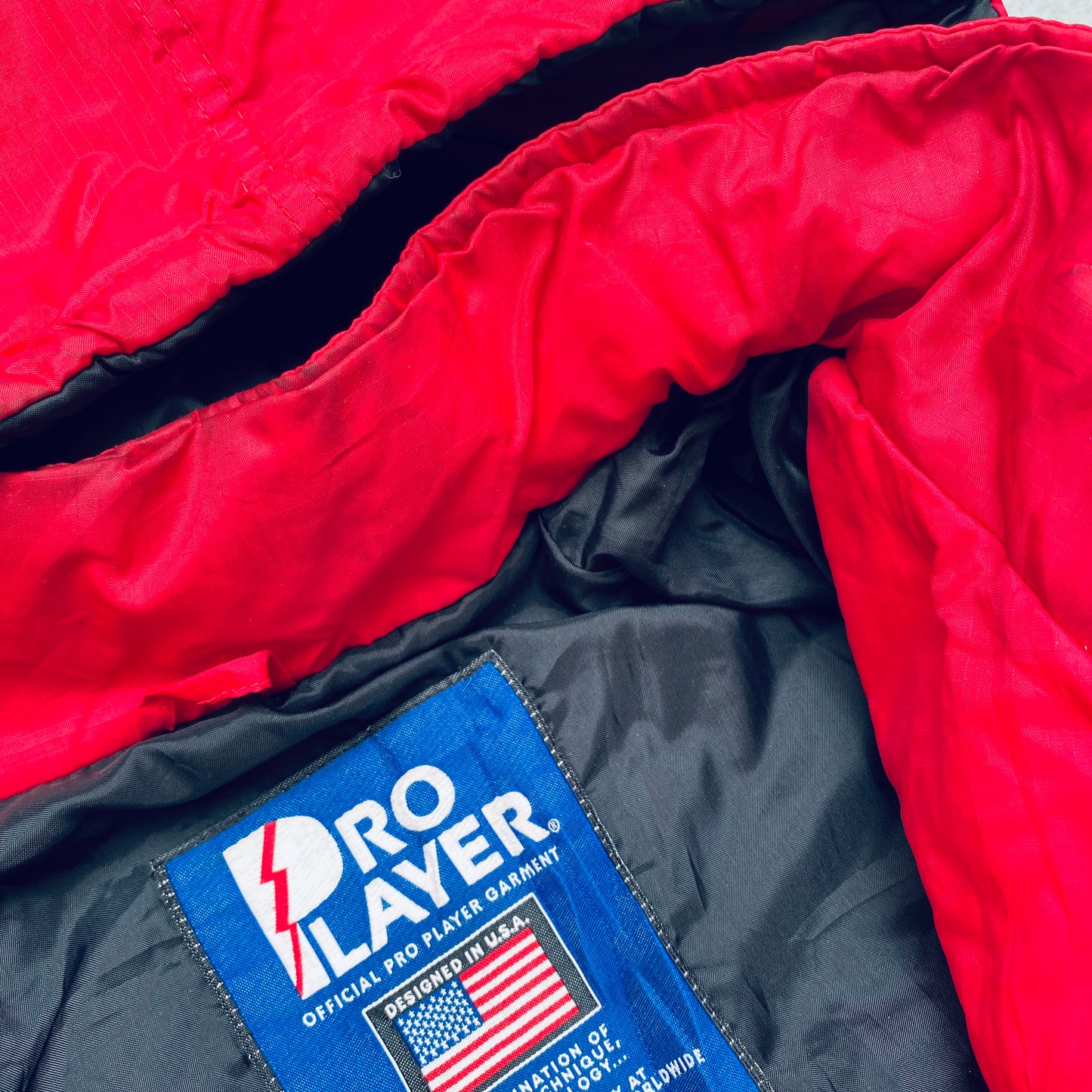 THE Ohio State Buckeyes: 1990's Pro Player Reverse Spellout Fullzip Jacket (XL)