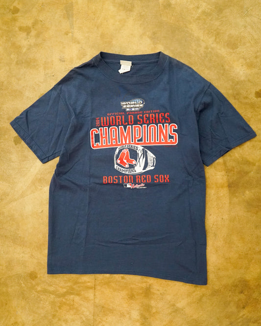 Boston Red Sox: 2004 World Series Champions Official Parade Edition Tee (M/L)