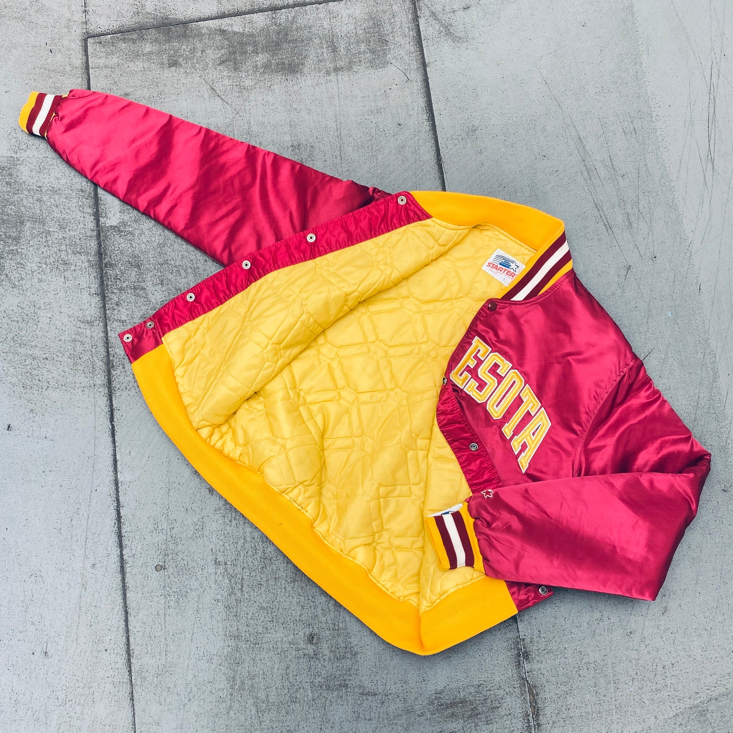 Minnesota Golden Gophers: 1980's Satin Spellout Starter Bomber Jascket (L)