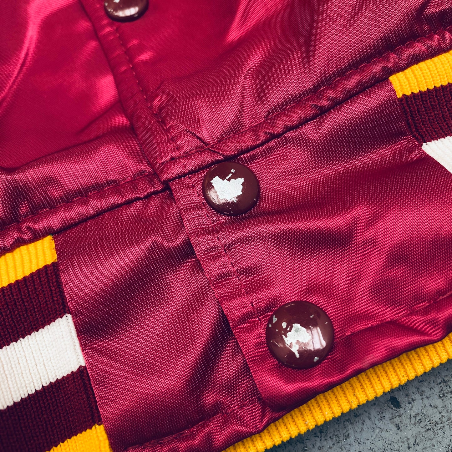 Minnesota Golden Gophers: 1980's Satin Spellout Starter Bomber Jascket (L)