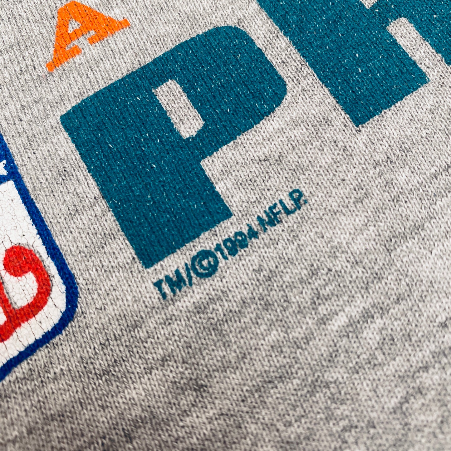 Miami Dolphins: 1994 Russell Athletic Graphic Spellout Proline Sweat (L/XL)