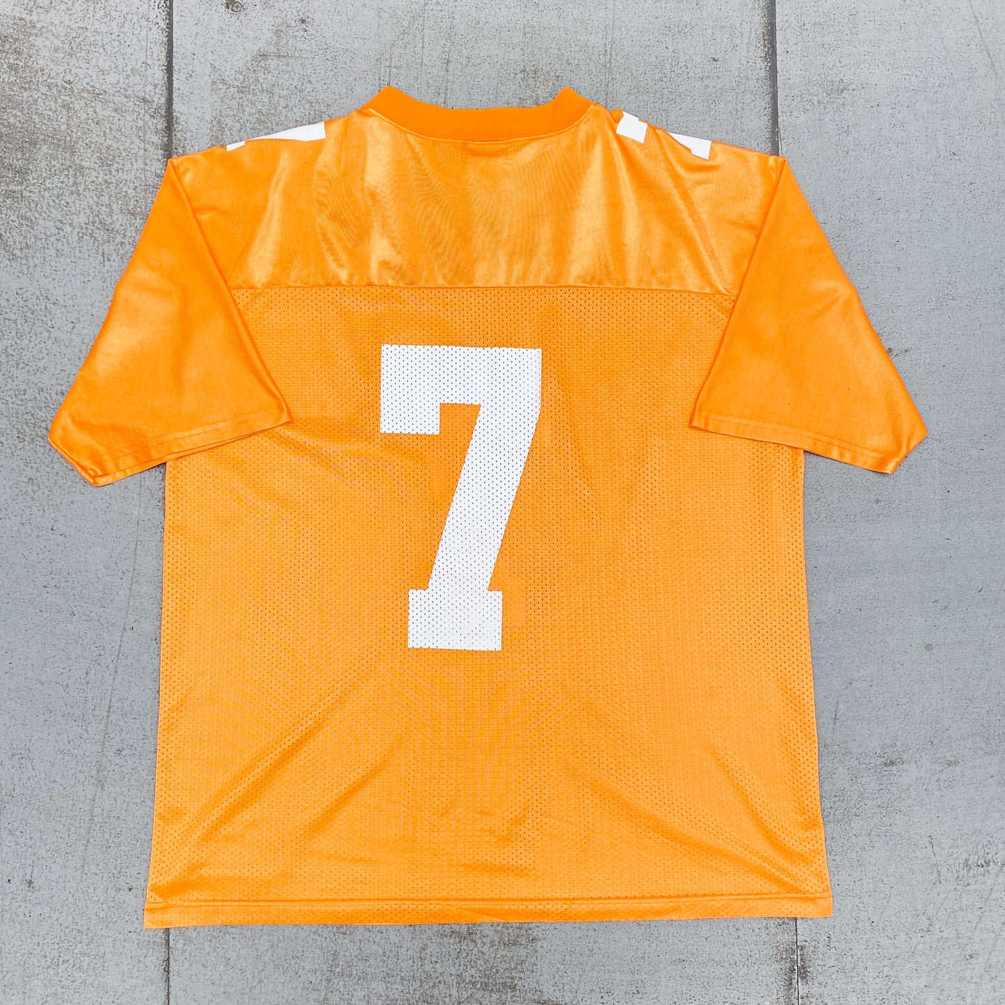 Tennessee Volunteers: No. 7 "Jerod Mayo" Adidas Jersey (XL)