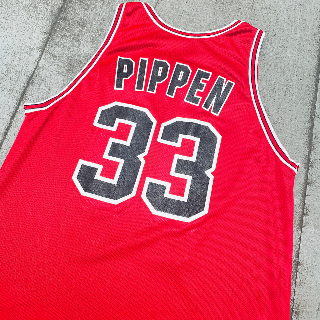 1991-92 red Champion Chicago Bulls Scottie Pippen #33 basketball jersey, retroiscooler