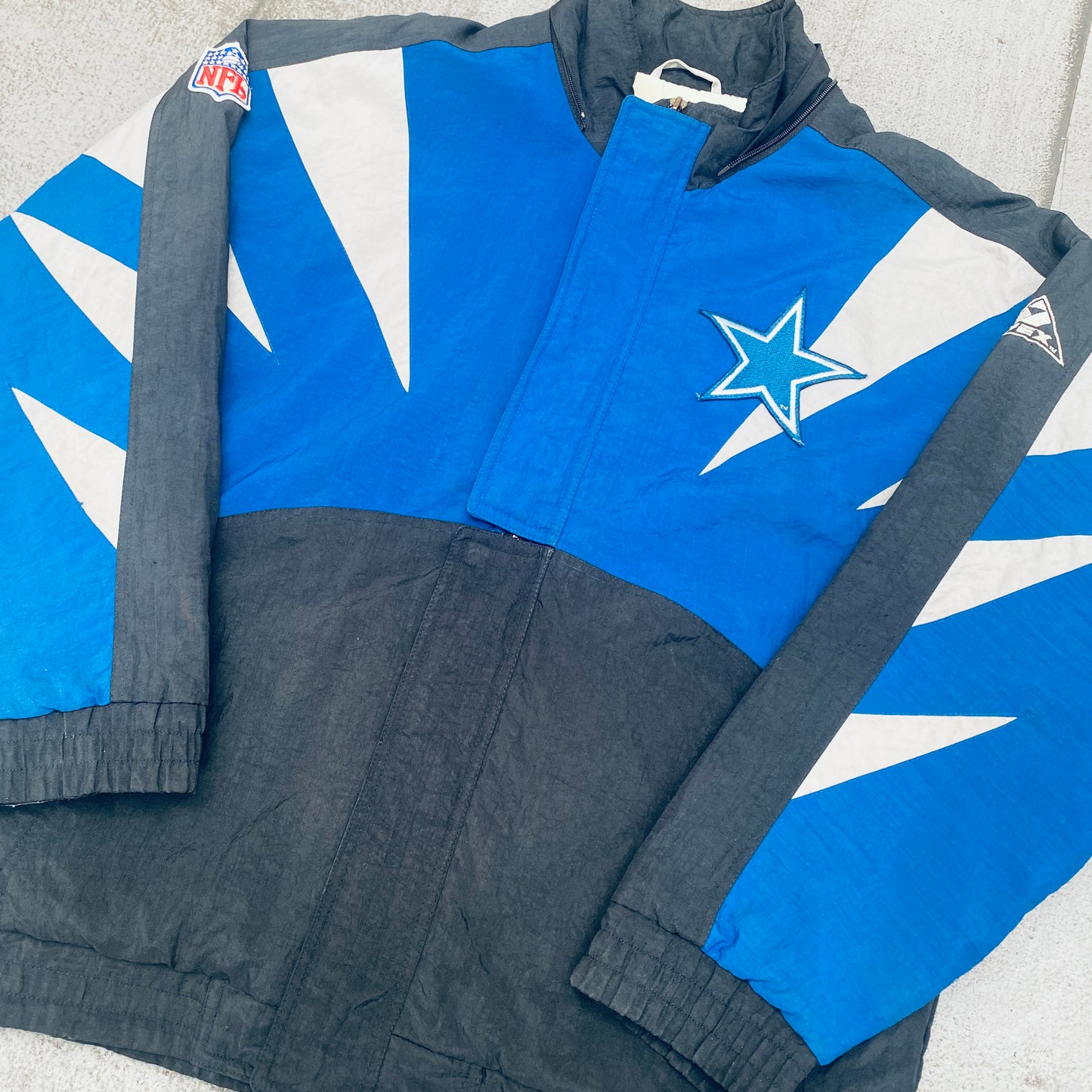 Dallas Cowboys: 1990's Apex One Sharktooth Fullzip Proline Jacket (M)