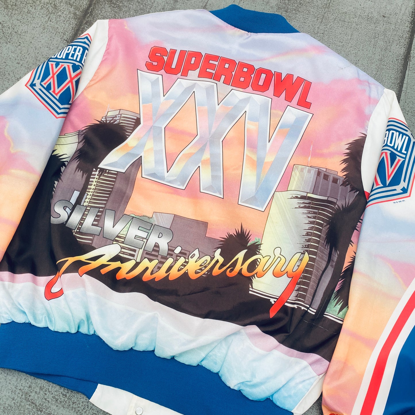 New York Giants: 1989 Chalk Line Super Bowl XXV Fanimation Bomber Jacket (XL)