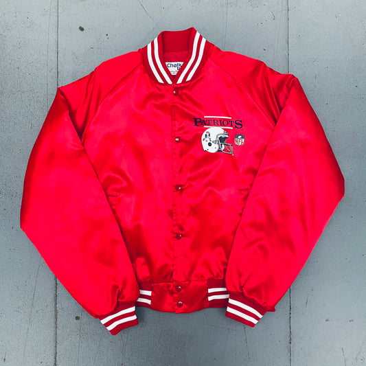 New England Patriots: 1980's Chalk Line Satin Reverse Spellout Bomber Jacket (XL)