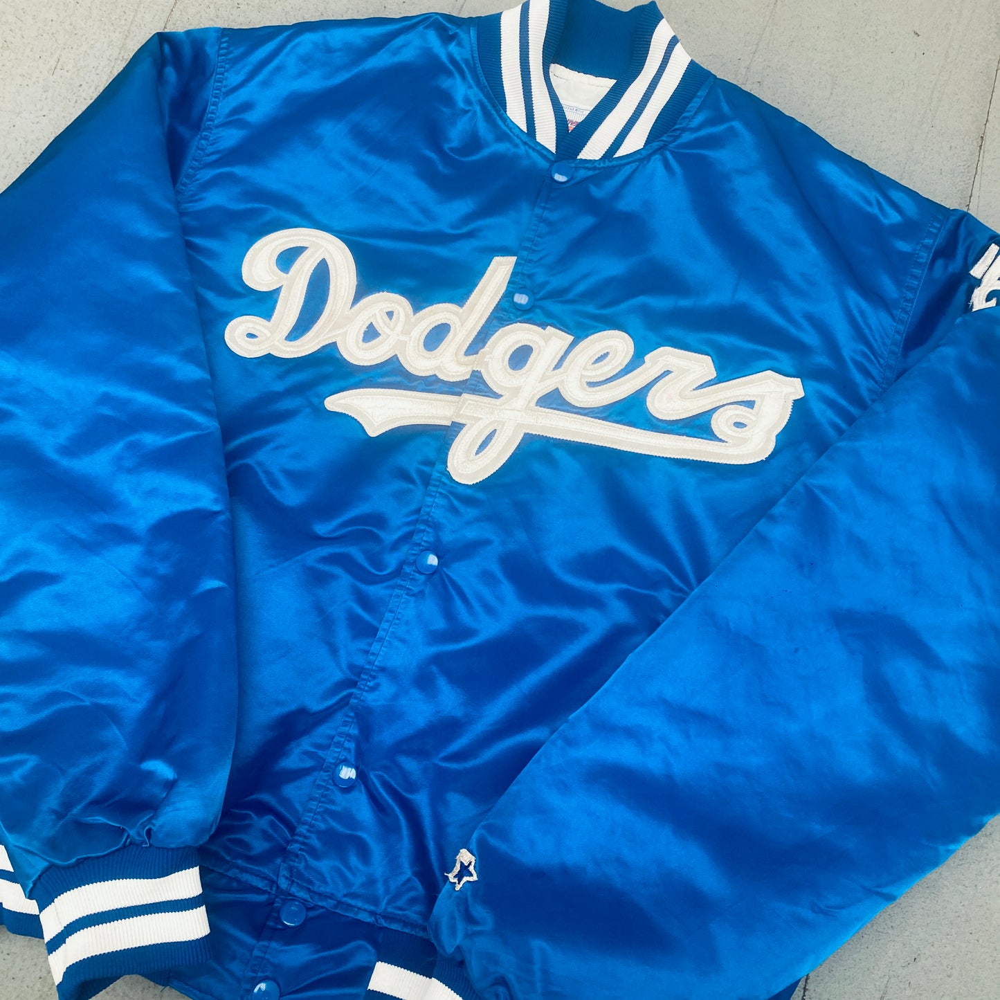 Los Angeles Dodgers: 1980's Satin Diamond Collection Starter Bomber Jacket (XL)