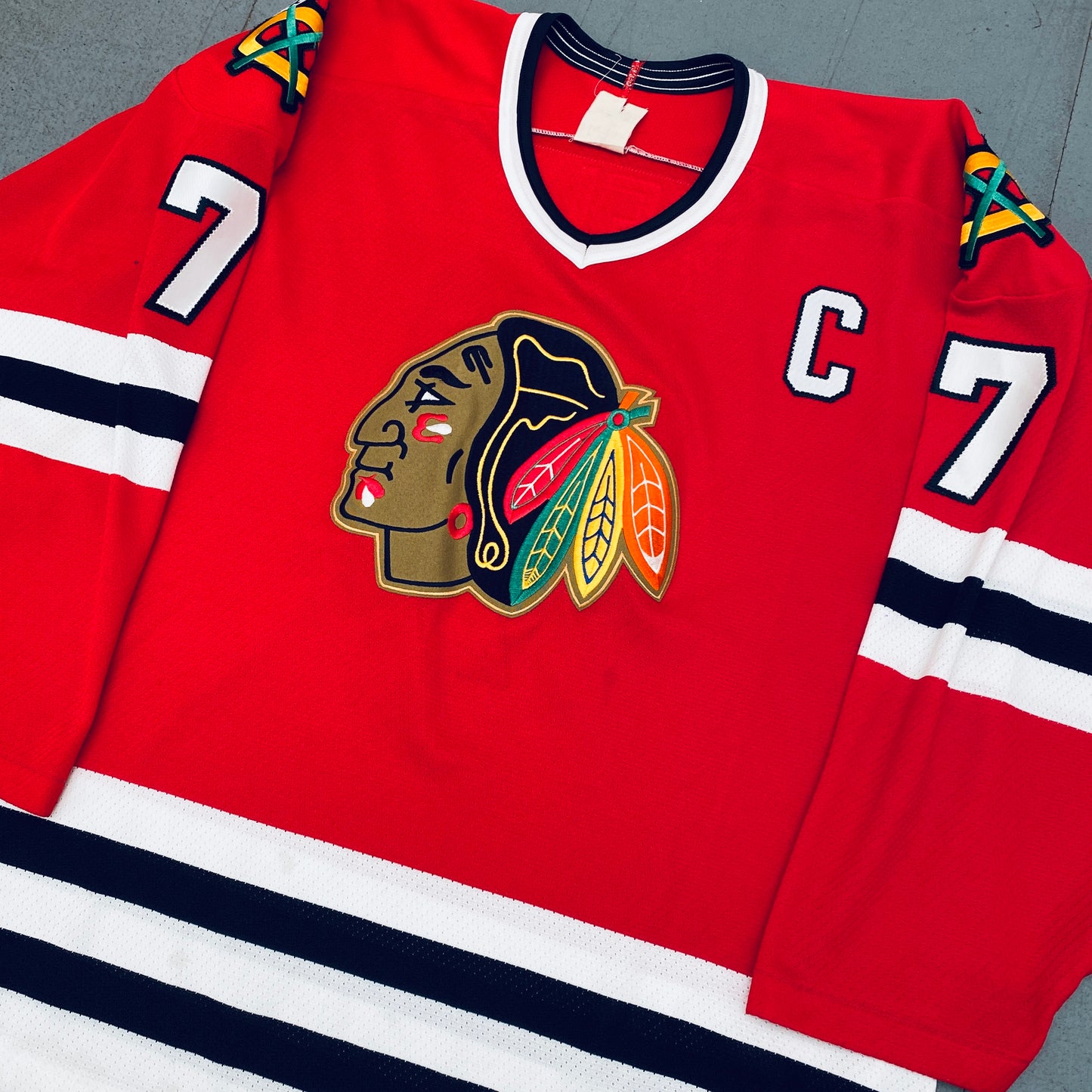 Chicago Blackhawks: Chris Chelios 1995 CCM Stitched Jersey (XL)