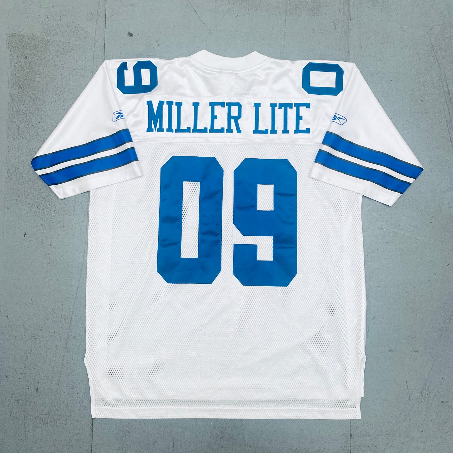 Dallas Cowboys: 2009 Miller Lite Celebratory AT&T Stadium Inaugural Season Stitched Jersey (XL)