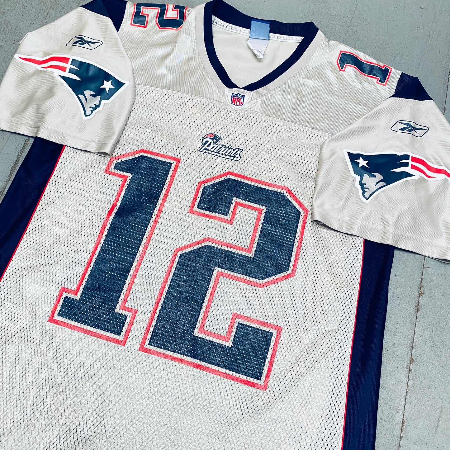 New England Patriots: Tom Brady 2003/04 Silver Jersey (M)