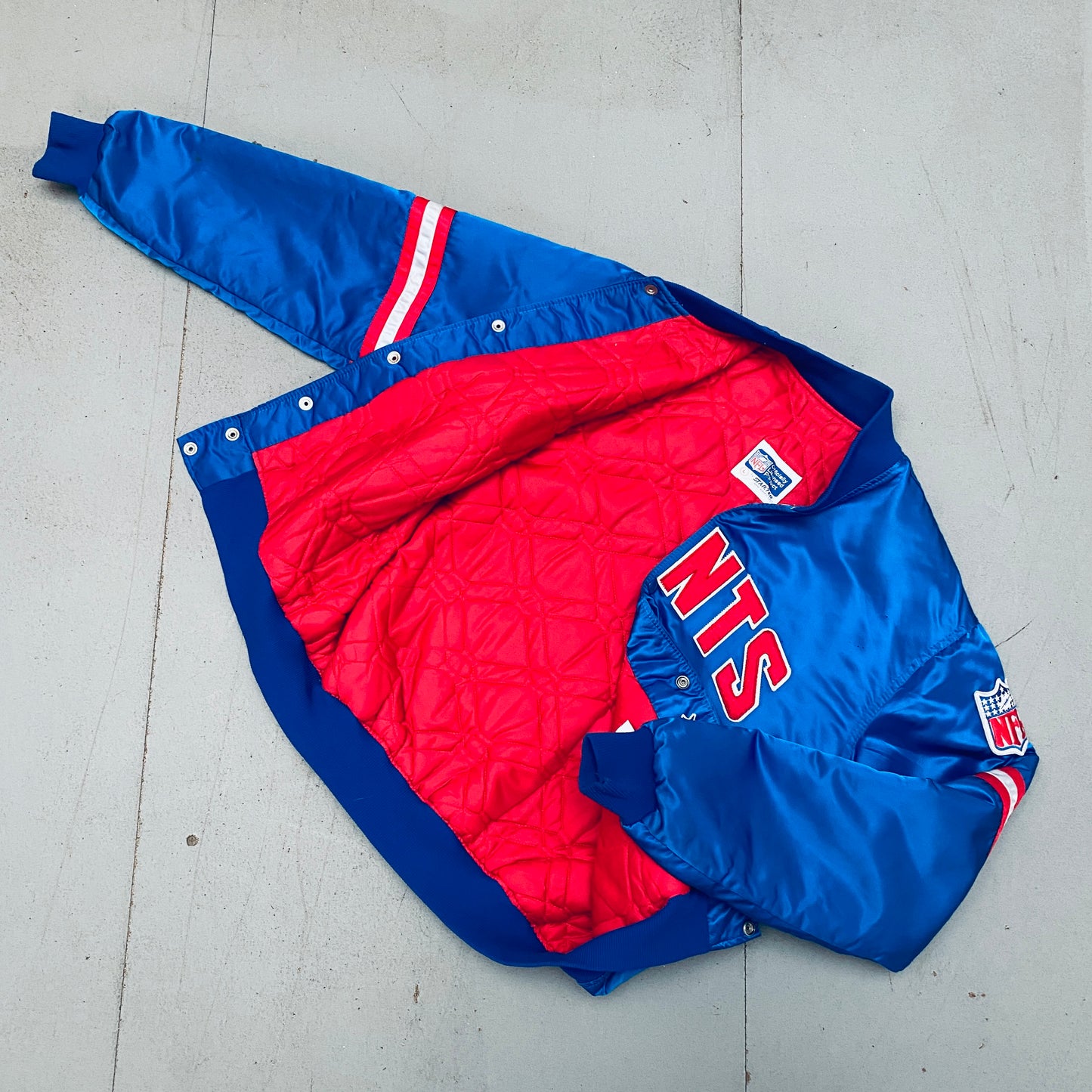 New York Giants: 1980's Satin Spellout Starter Bomber Jacket (L)