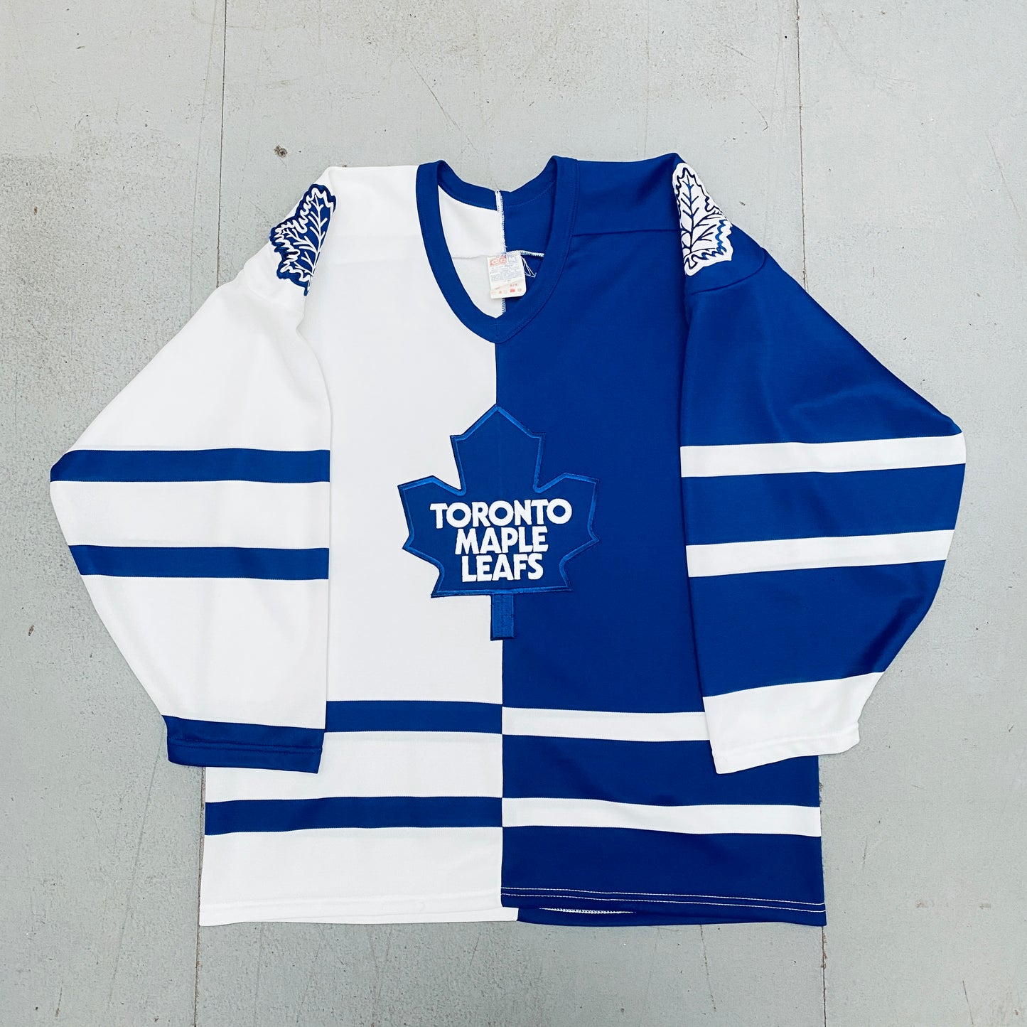 Toronto Maple Leafs: 1990's CCM Split Jersey (M/L)