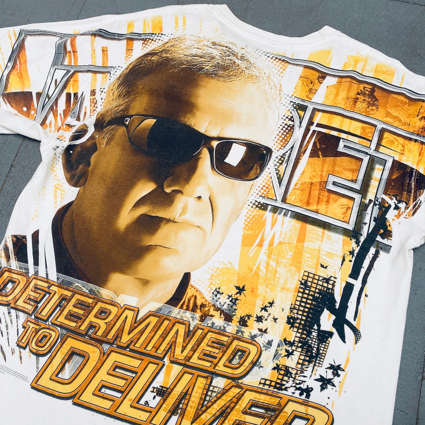 NASCAR: 2006 Dale Jarrett "Determined To Deliver"  All Over Print Chase Authentic Tee (L)