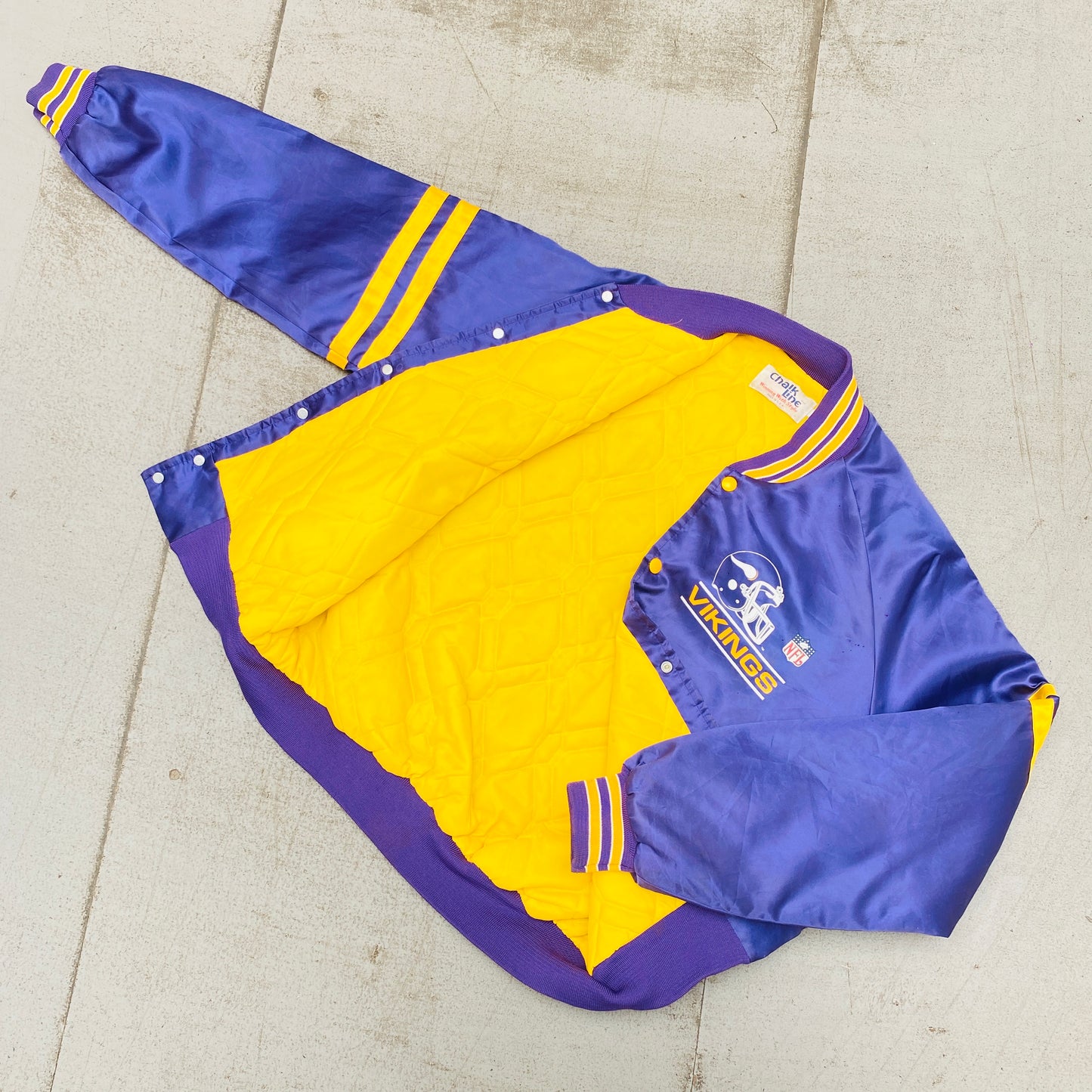 Minnesota Vikings: 1980's Chalk Line Satin Reverse Spellout Bomber Jacket (L)