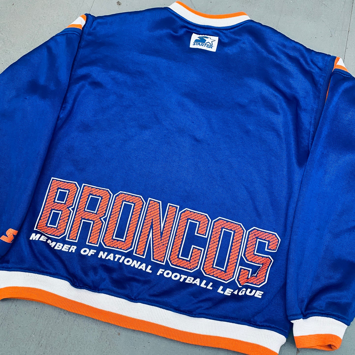 Denver Broncos: 1980's Button up Graphic Spellout Starter Sweat (L)