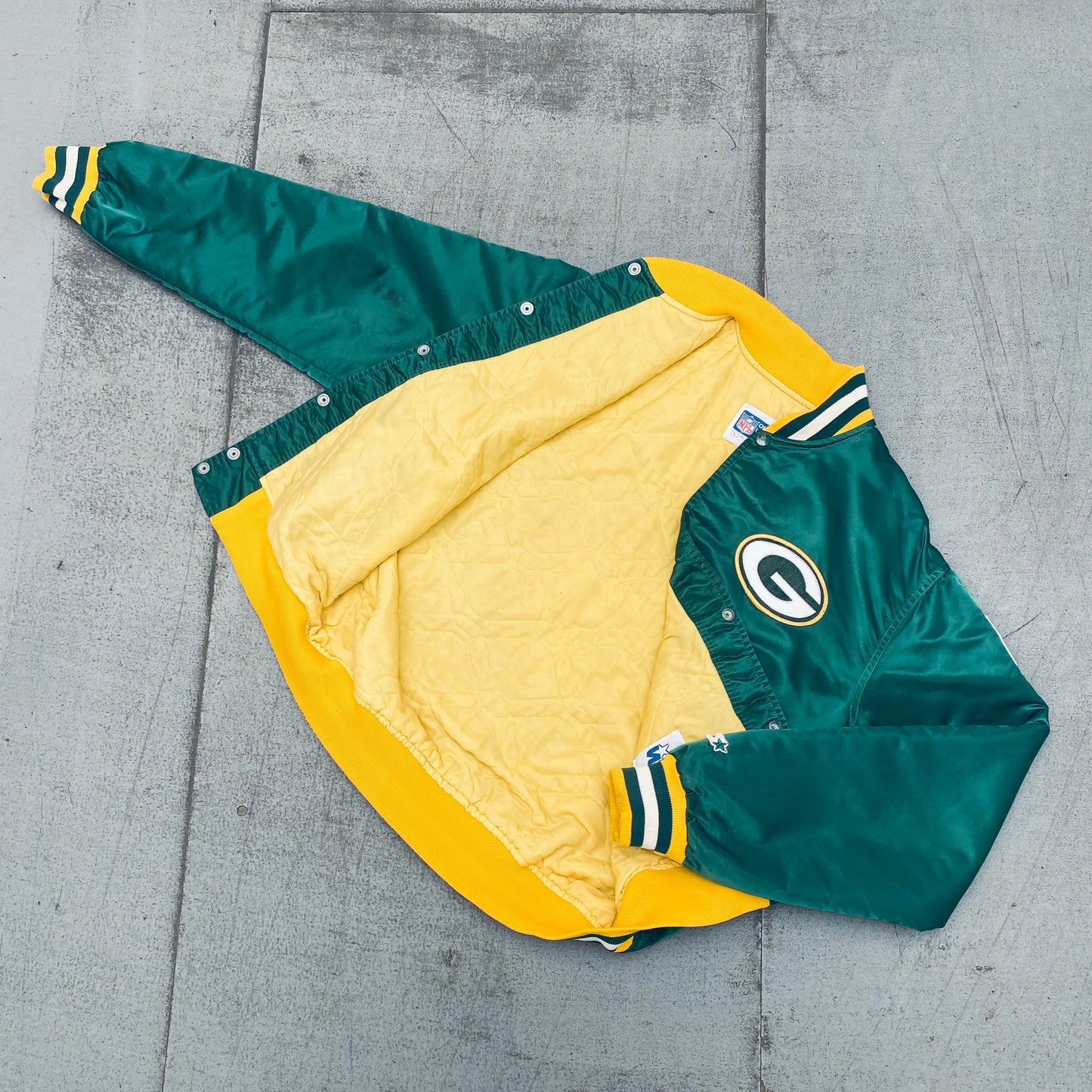 Green Bay Packers: 1980's Satin Starter Bomber Jacket (L)