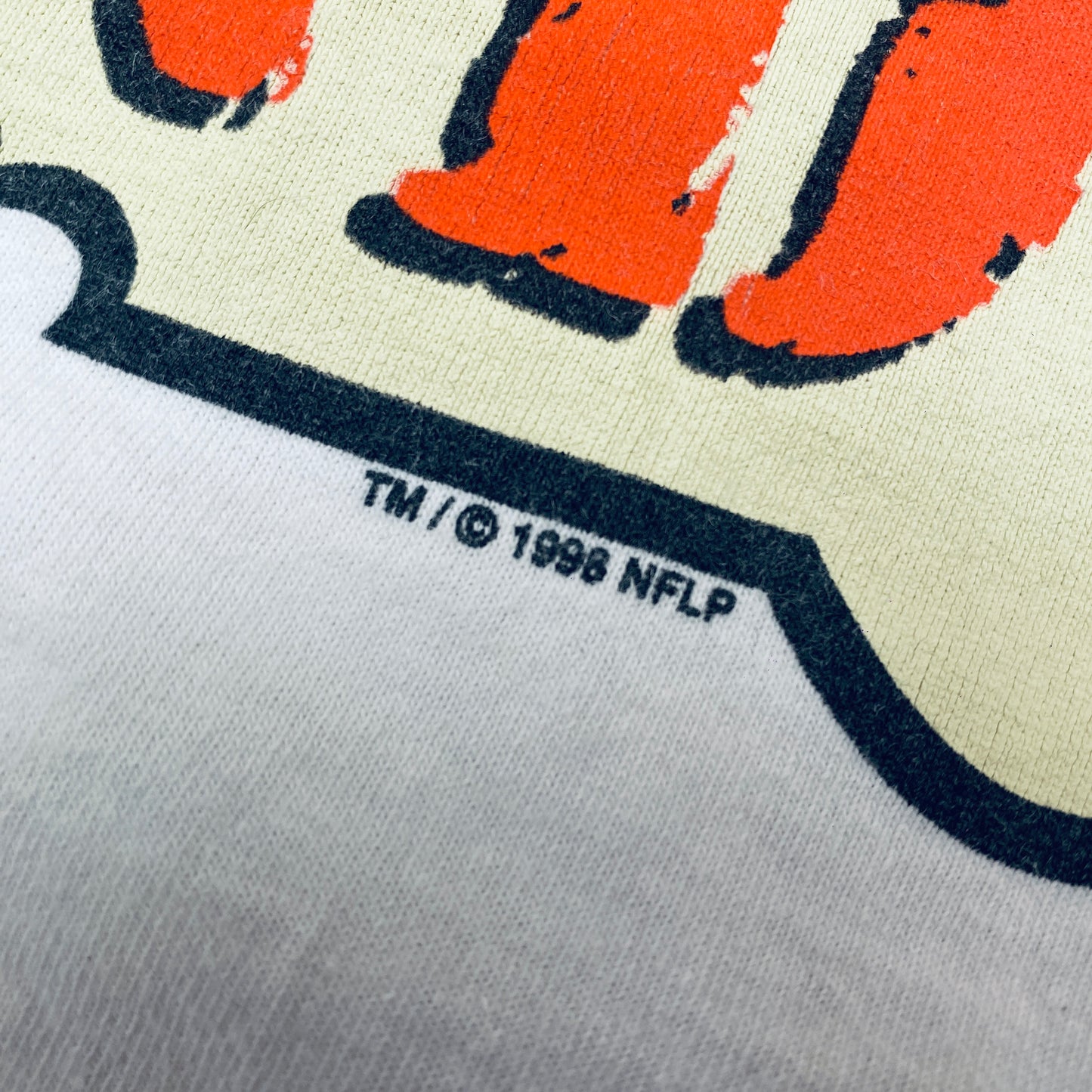 Cleveland Browns: 1998 Team Announce Graphic Spellout Tee (M)