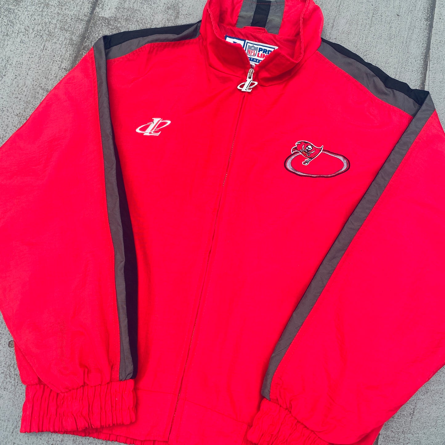 Tampa Bay Buccaneers: 1990's Logo Athletic Fullzip Proline Windbreaker (L)