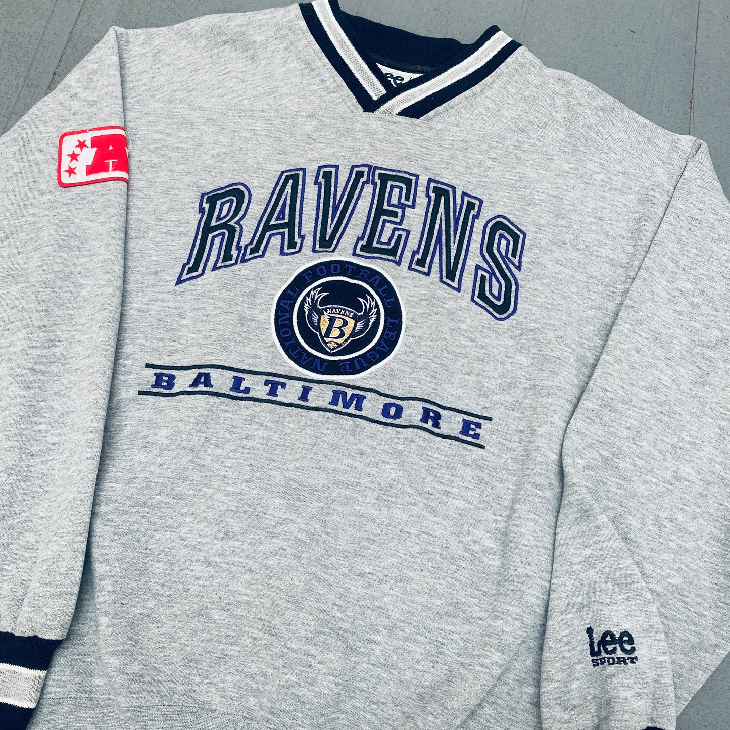 Baltimore Ravens: 1996 Lee Sport "Old Logo" Embroidered Spellout Sweat (M/L)