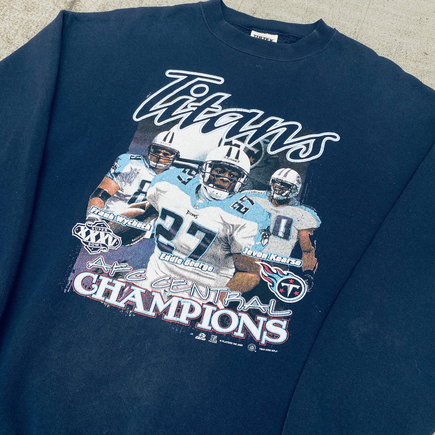 Tennessee Titans: 2000 AFC Central Champions Graphic Sweat (L)