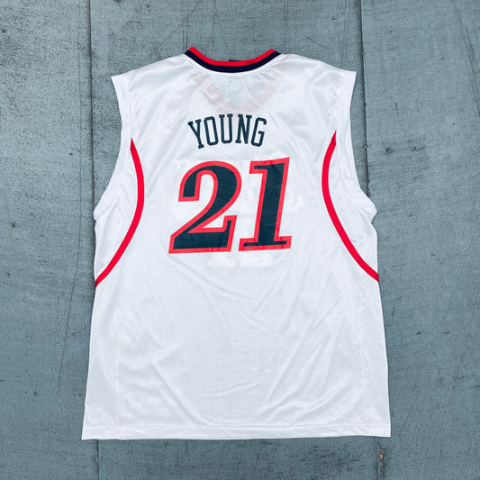 Philadelphia 76ers: Thaddeus Young 2007/08 Rookie White Adidas Jersey (XL)