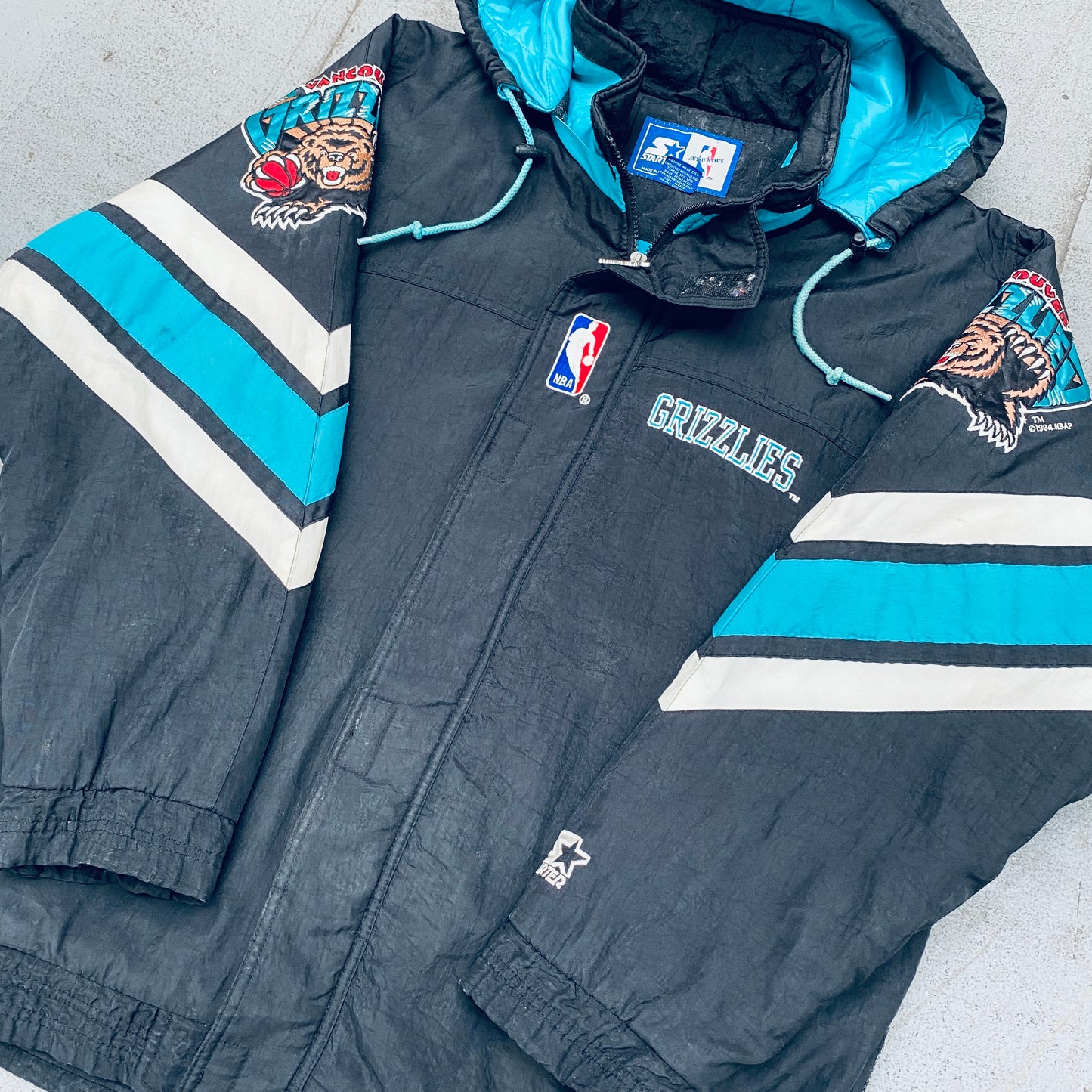 Vancouver Grizzlies: 1994 Team Announce Reverse Spellout Fullzip NBA Authentics Starter Chevron Jacket (L/XL)