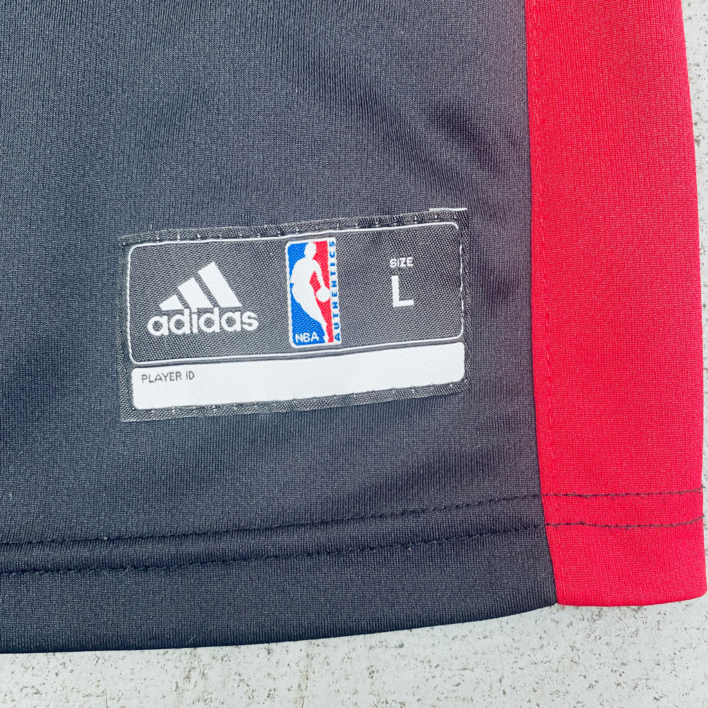 Miami Heat: Chris Bosh 2011/12 Black Adidas Jersey (XS) – National Vintage  League Ltd.