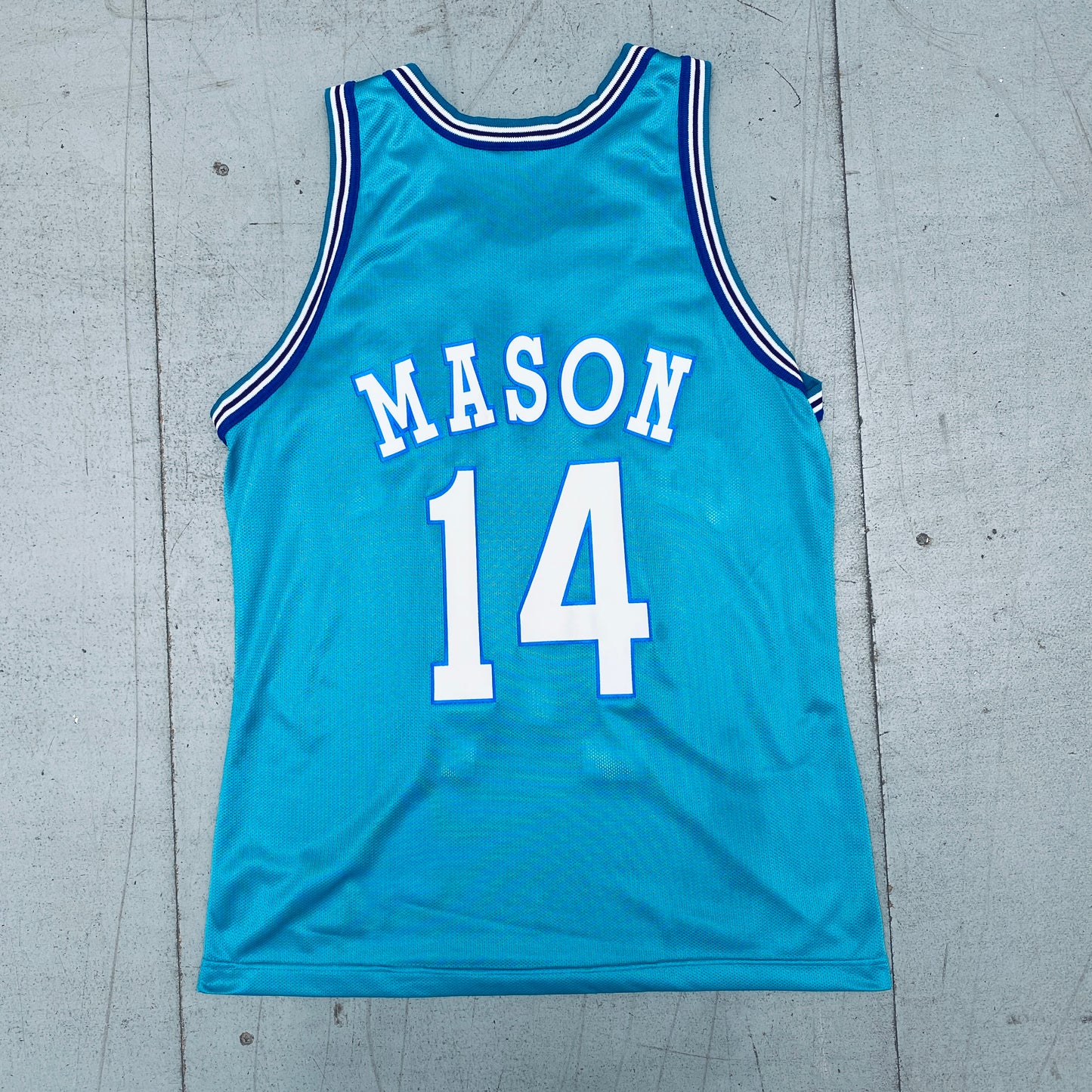 Charlotte Hornets: Anthony Mason 1997/98 Teal Champion Jersey (M)