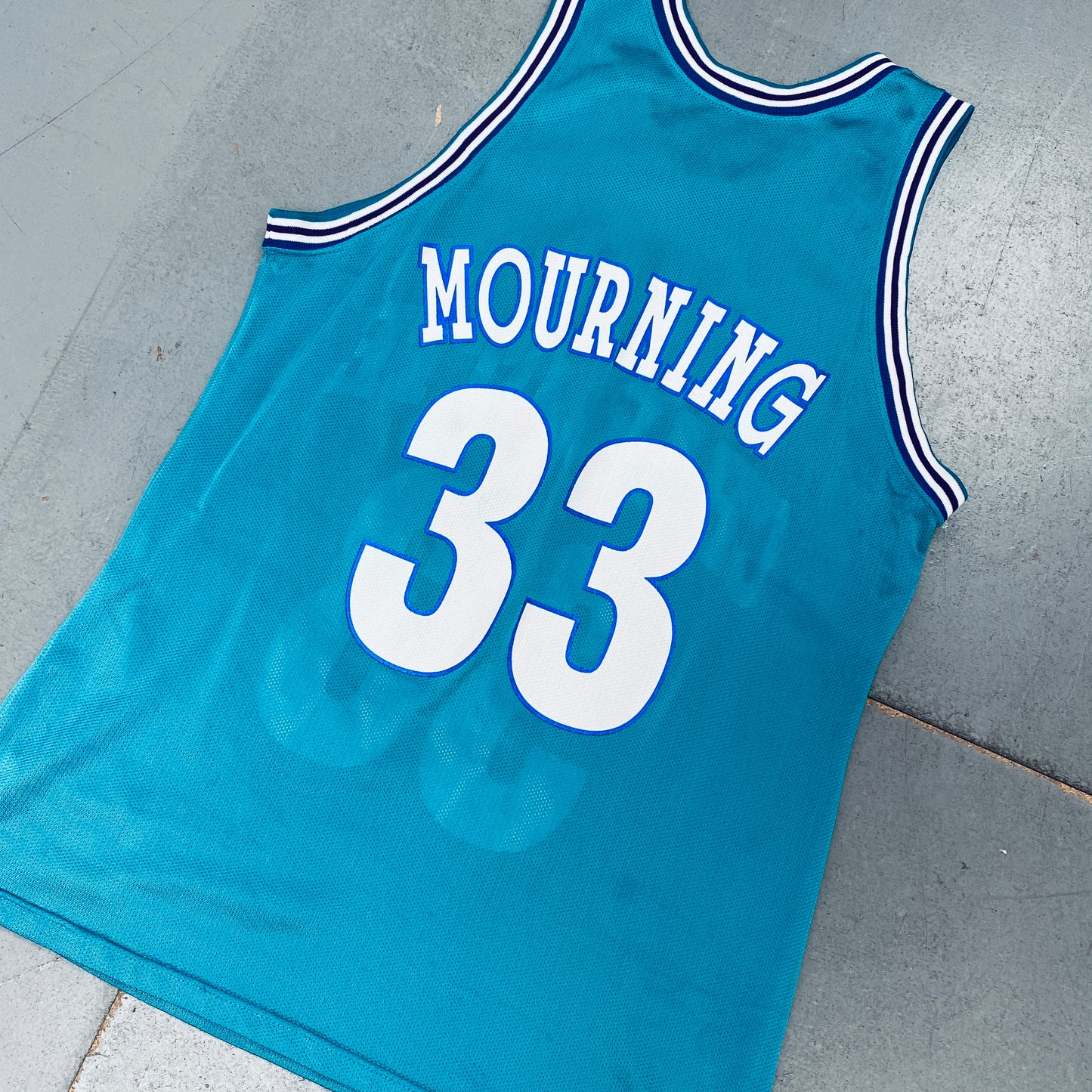 Charlotte Hornets: Alonzo Mourning 1994/95 Teal Champion Jersey (M)