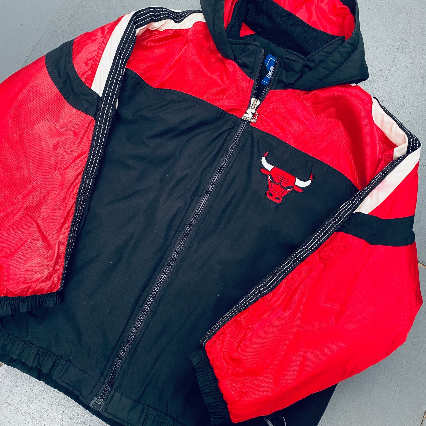 Chicago Bulls: 1990's NBA Authentics Fullzip Starter Jacket (S)