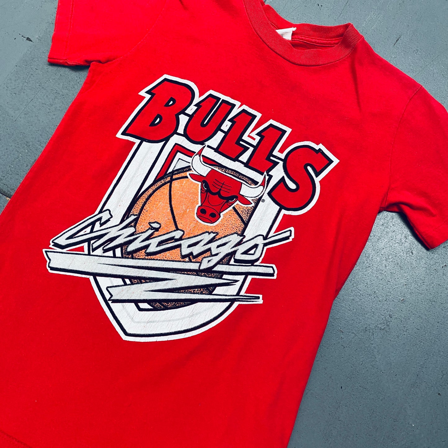 Chicago Bulls: 1990's Graphic Spellout Tee (S)