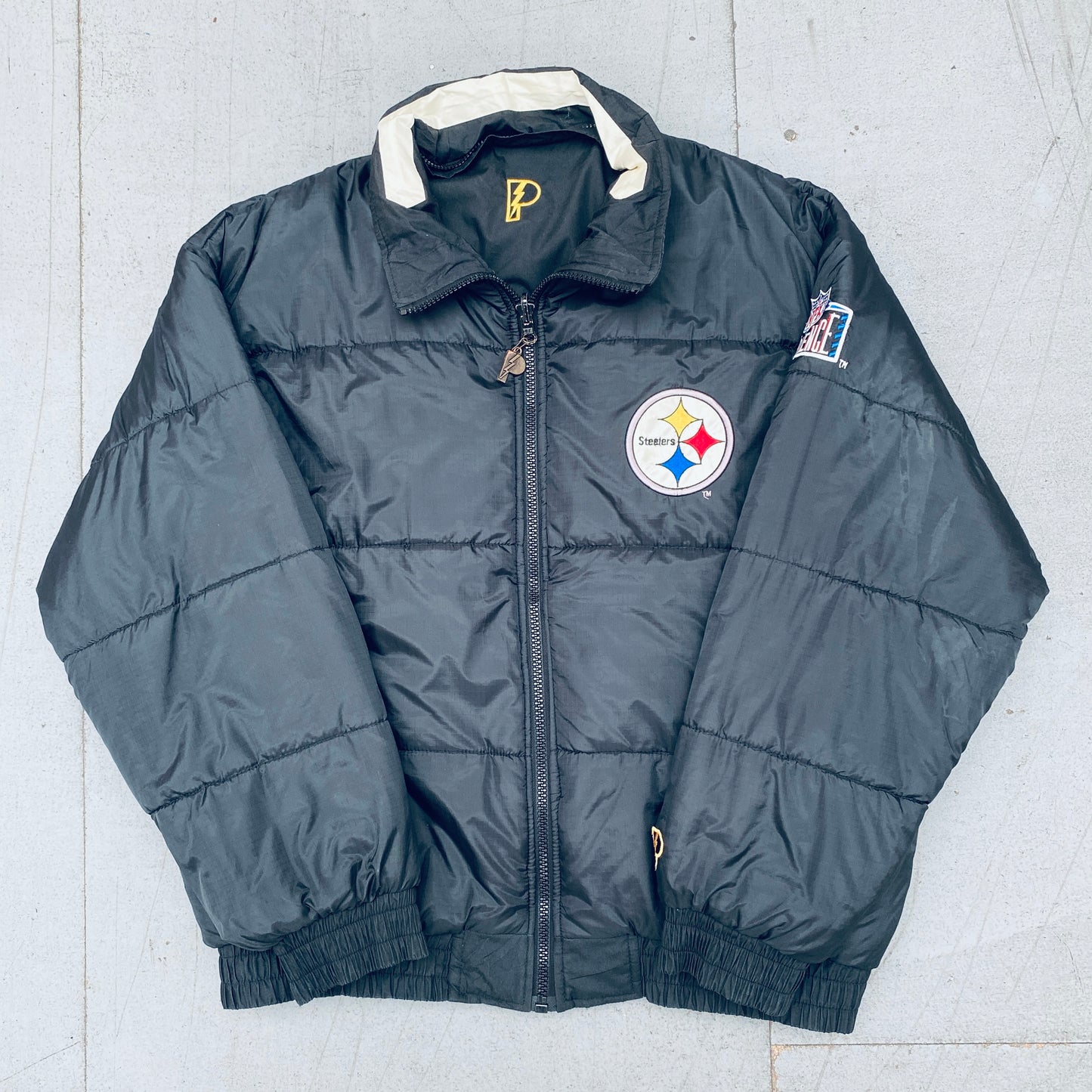 Pittsburgh Steelers: 1990's Pro Player Reversible Fullzip Jacket (XL)