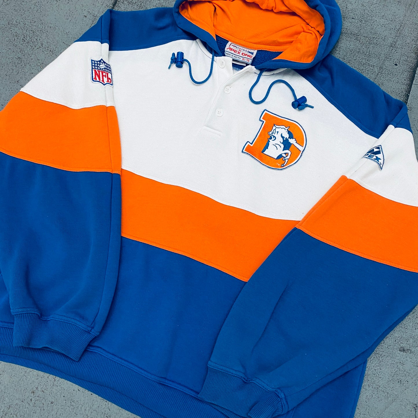 Denver Broncos: 1990's Apex One Wave Proline Hoodie (XL)