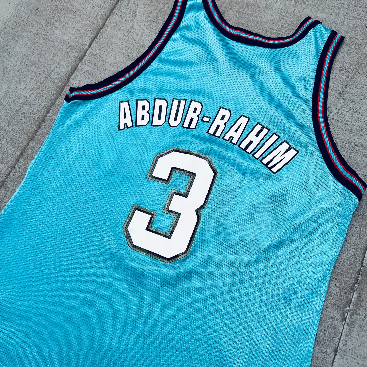 Vancouver Grizzlies: Shareef Abdur-Rahim 1996/97 Rookie Champion Jersey (M)